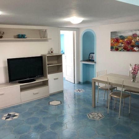 דירות פרוסידה Casa Cucurullo מראה חיצוני תמונה