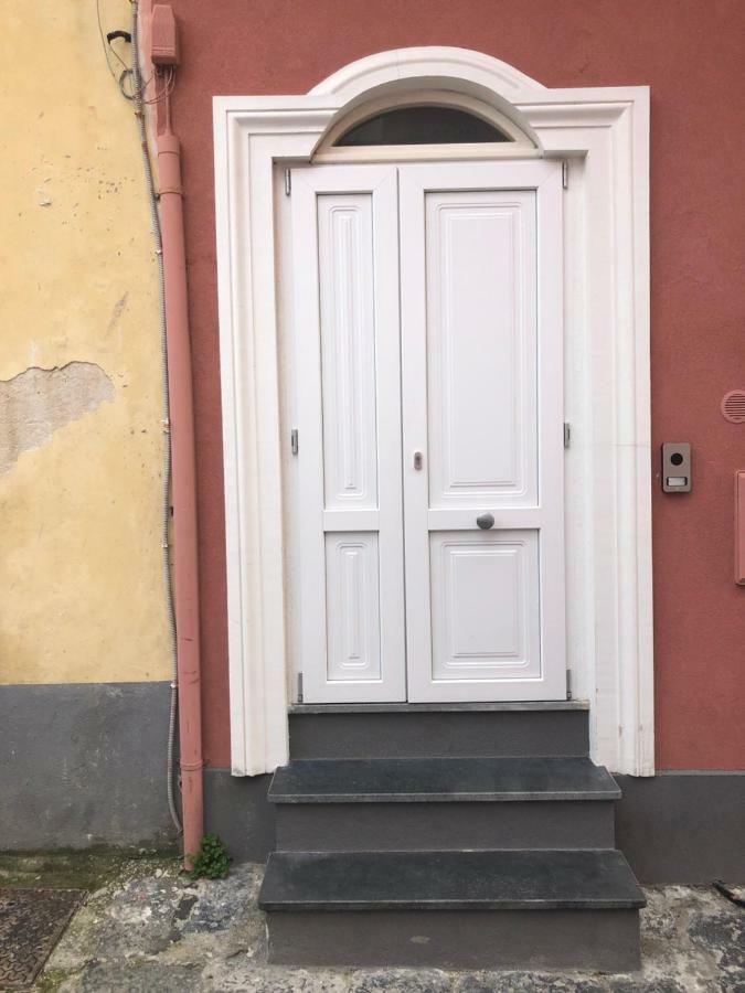 דירות פרוסידה Casa Cucurullo מראה חיצוני תמונה