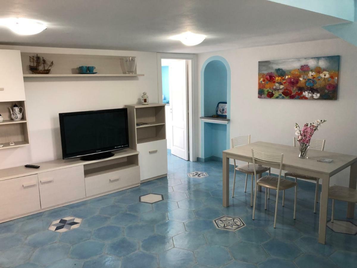 דירות פרוסידה Casa Cucurullo מראה חיצוני תמונה