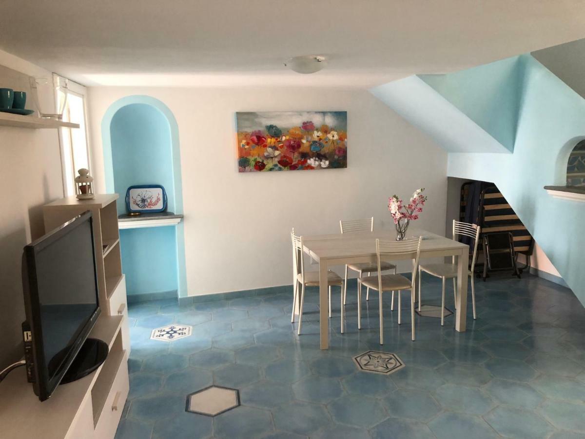 דירות פרוסידה Casa Cucurullo מראה חיצוני תמונה